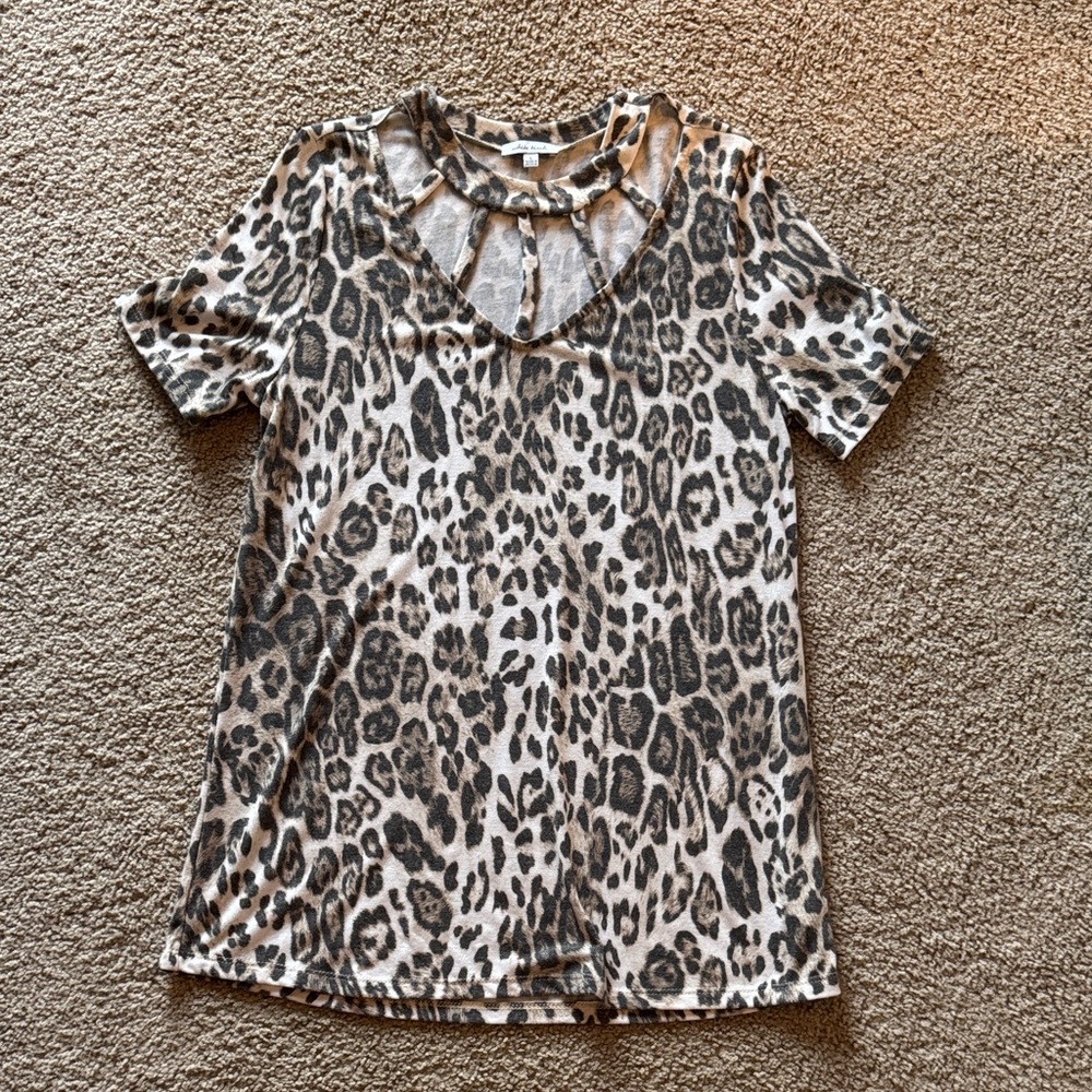 White Birch Leopard Print Short Sleeve Tee
